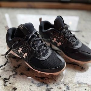 Kids Under Armour baseball cleats